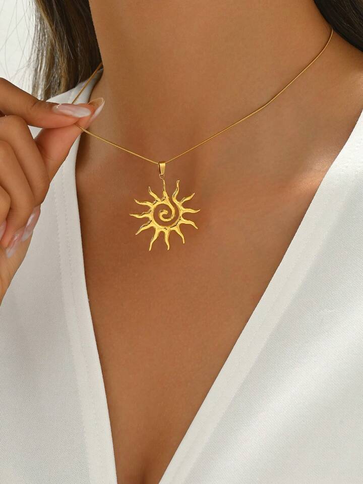 Helia 18K Gold-Plated Necklace – Timeless Glow