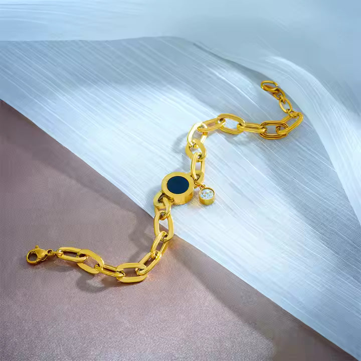 Sunshine 18K Gold-Plated Cuff – Luminous Warmth