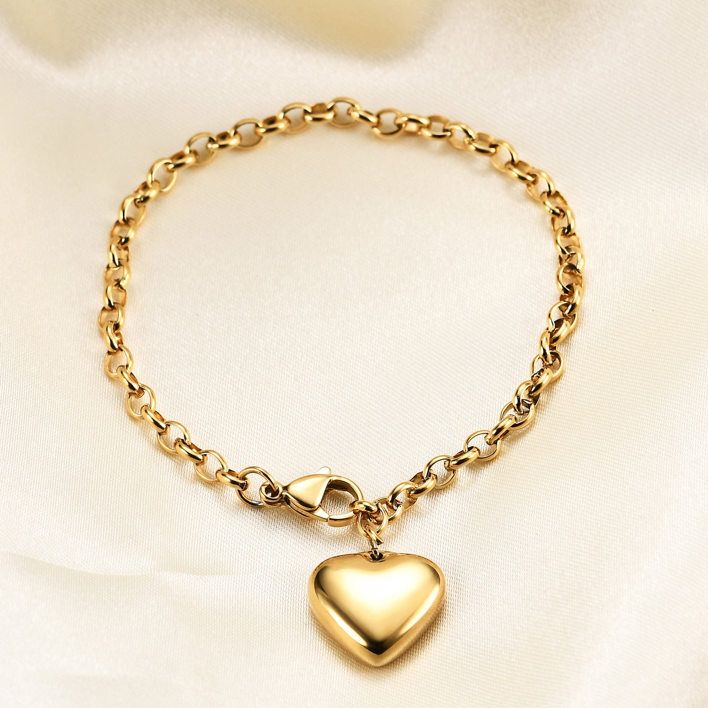 Amora Bracelet – 18K Gold-Plated Heartbeat
