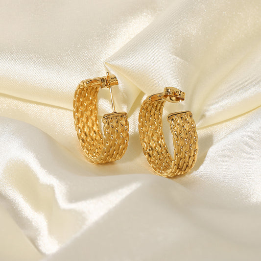 Tressé Hoops – 18K Gold-Plated Elegance