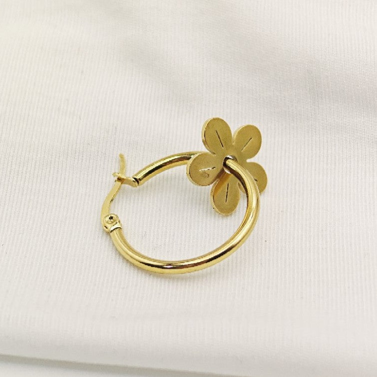 Bloom 18K Gold-Plated Earrings – Petal Glow