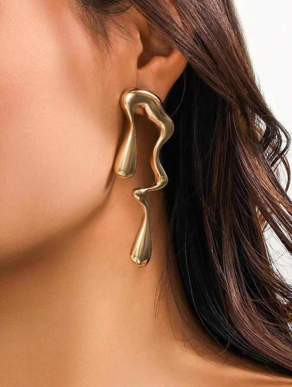 Liquid Glow 18K Gold-Plated Droplet Earrings – Fluid Radiance