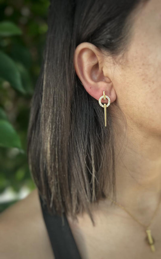 Circle & Bar 18K Gold-Plated Earrings – Minimal Chic