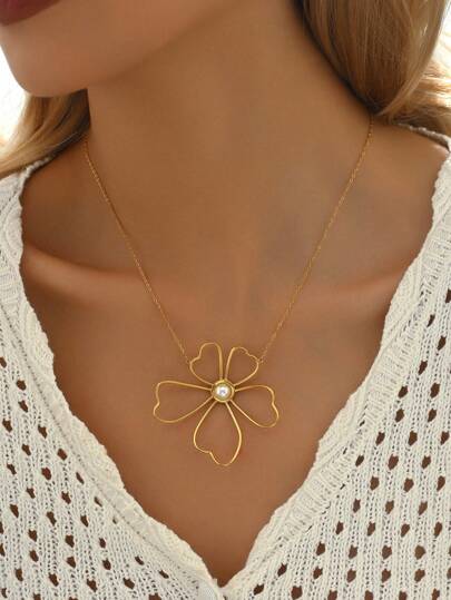 Bloom 18K Gold-Plated Pendant – Delicate Glow