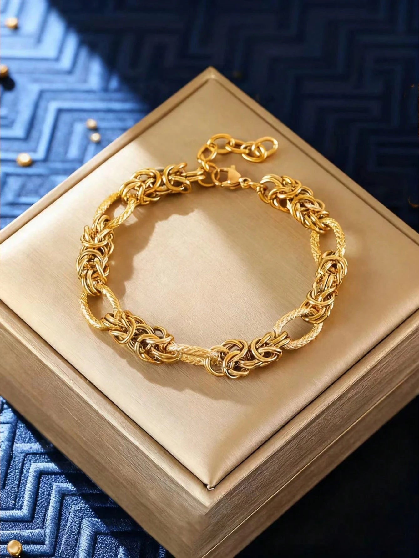 Golden Knot 18K Gold Plated Bracelet