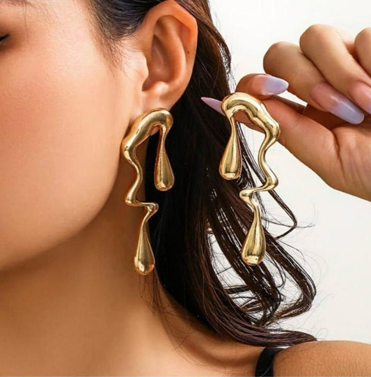 Liquid Glow 18K Gold-Plated Droplet Earrings – Fluid Radiance