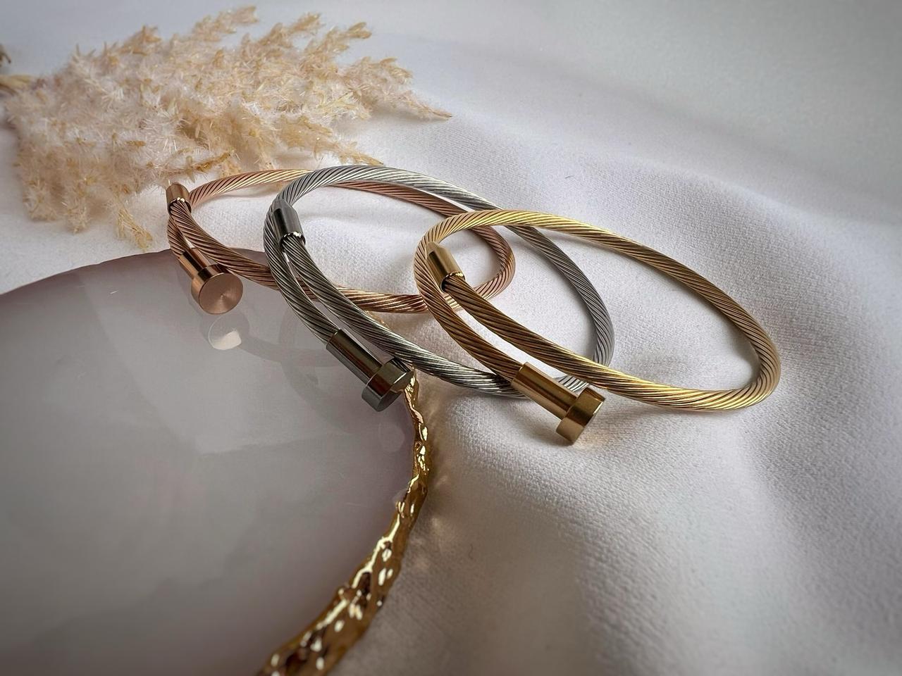 Tri-Tone Helix 18K Gold-Plated Bangles (Set of 3) – Modern Twist